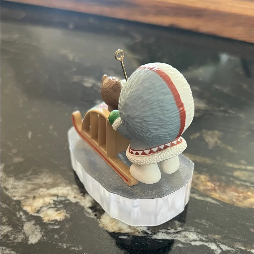 Vintage 1989 Hallmark Holiday Ornament Frosty Friends #10